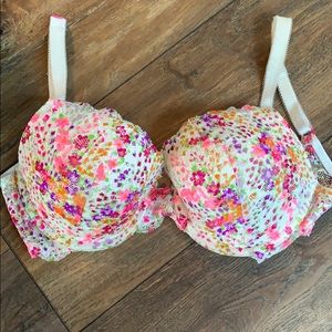 Victoria’s Secret Floral Bra!